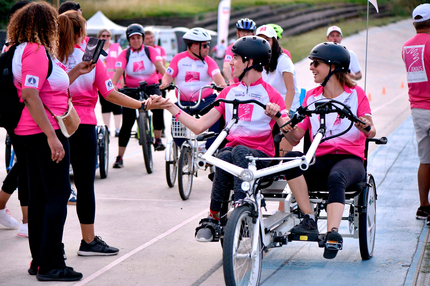 Fondation-anais-A-ton-sport-A-ta-santé-logotype-photo4-philippehardouin-infographiste-lemans-72