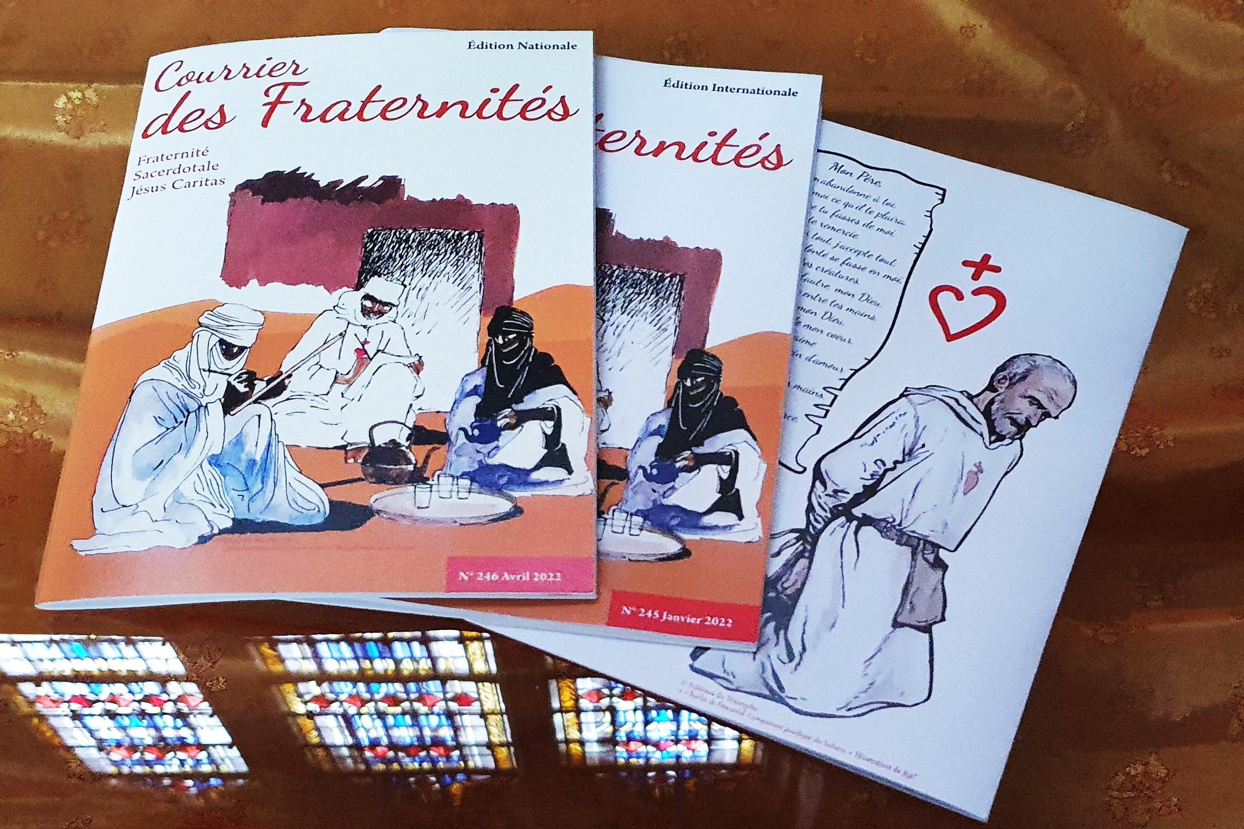 FRATERNITÉ-SACERDOTALE-Courrier-des-Fraternités-revue-trimestrielle-philippehardouin-infographiste-lemans-72